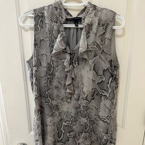 White House black market blouse